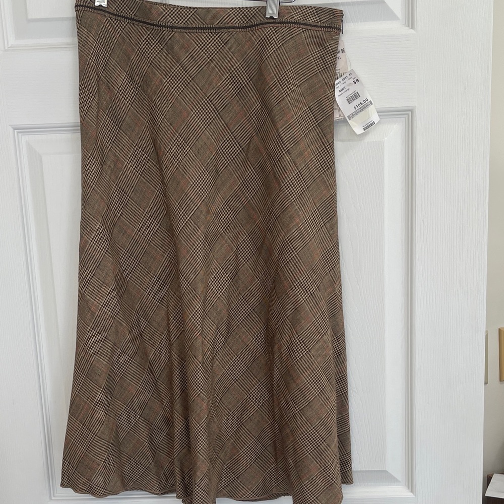 MARCONA LADIES SKIRT NWT SZ 38 US SZ 8